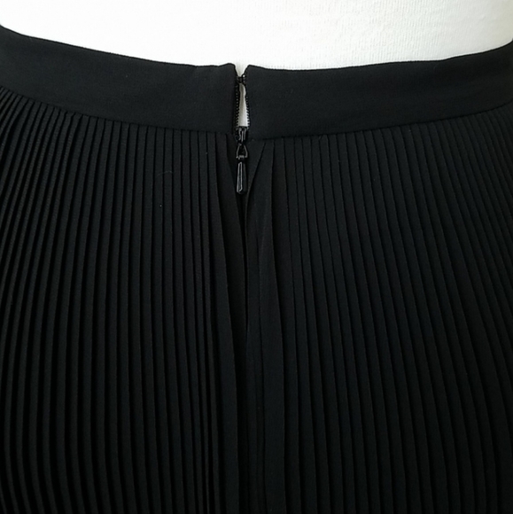 Talbots Black Pleated Maxi Skirt Size 12 - Picture 10 of 10